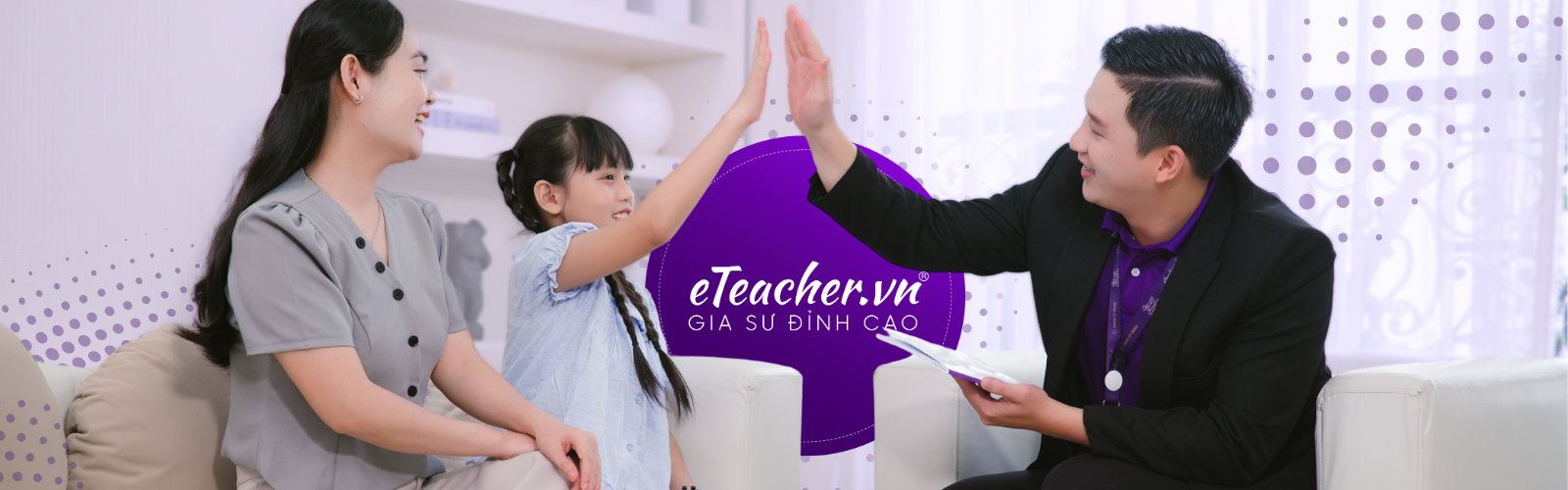 Gia sư eTeacher cùng học sinh